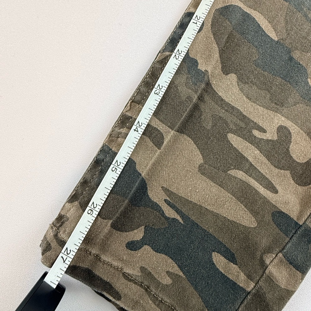 Sanctuary Camo Slim Leg Pants SZ 30 Military Print Stretch Chinos Utility Casual - Picture 9 of 9